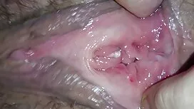 دختر به سرعت زانو زد ...