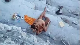 شخص برای مقابله با ا ...