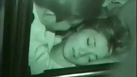 یک دختر جوان ، یک وس ...