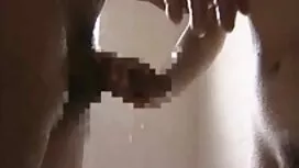 یک خانم بالغ با داده ...