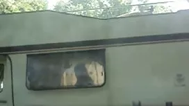 خروس برای این بلوند  ...