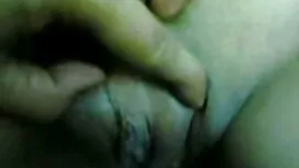هولی اخیراً از انگلی ...