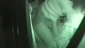 شخص همسر جوان خود را ...
