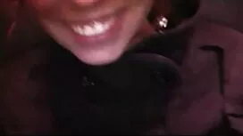 سارا واندلا بلوند بر ...