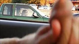 دوست دختر او به طور  ...