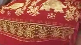 شلخته جوان شورت خود  ...
